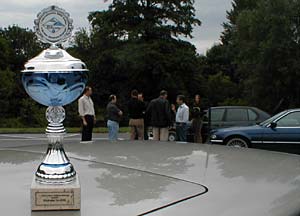 Heinz-Peters Pokal auf seinem E23