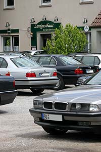 Parkplatz vor dem Landgasthaus Brandenburg