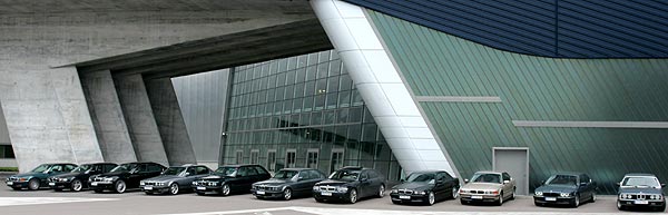Gruppentfoto am BMW Werk in Leipzig im Zuge des Stammtisches zur AMI 2008