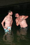 Morgens gegen 2 Uhr gingen Andreas und Max (BigBlock427)  im Hotel-See schwimmen