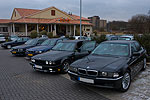 BMW 7er-Reihe auf dem Stammtisch-Parkplatz