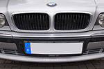 Polinas Forumsname ist nun auch unter dem Kennzeichen ihres BMW E38 zu finden