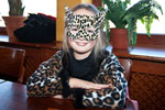 Die neunjährige Anastasia kam als Gepard verkleidet mit Mutter Polina ('Engel 07').