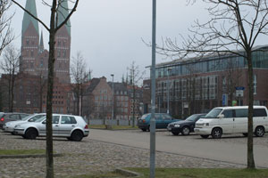 Parkplatz in direkter City-Nähe