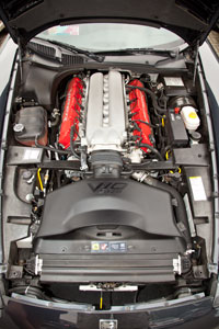 Beeindruckender über 8 Liter großer V10-Motor in der Chrysler Viper SRT von Roland