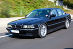 J&ouml;rg ('GSX-Heizer') und Christel ('3erLady') in ihrem BMW 750i (E38)