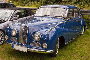 BMW 502 mit V8-Motor beim BMW-Treffen auf Pauls Bauernhof