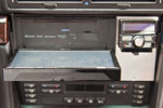 Alpine Multimediasystem mit elektrisch klappbarem Bildschirm im BMW 750i von Uwe ('Stinger')