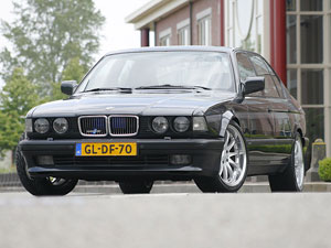 Gelungener Wurf: Die von Claus Luthe gezeichnete 7er-Reihe des Typs E32 begeistert auch ber 20 Jahre nach ihrem Erscheinen durch sportliche Eleganz