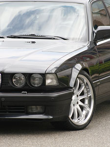 BMW 750iL (E32) von Francois de Bukviel