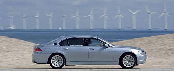 BMW Hydrogen 7 auf Basis des 7er-Modells E65, ab Winter 2006