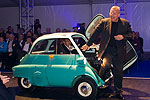 Komiker Bernd Stelter fuhr mit einer BMW Isetta ein