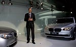 Dr. Klaus Draeger bei der Prsentation des neuen 7er-BMWs