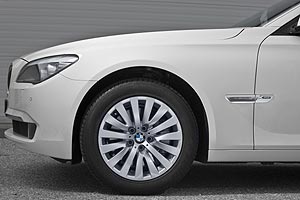 der erste 7er mit Allrad: der BMW 750i/Li xdrive (F01/F02)