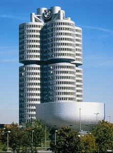 1972: BMW Hochhaus - Die neue Unternehmenszentrale