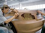 Das neue BMW 1er Cabrio - Modelleur am Clay-Modell