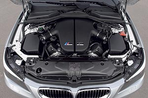 mehrfach augezeichneter V10-Motor im BMW M5 Touring