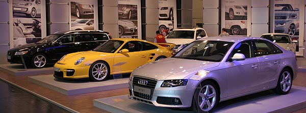 �Auto aktuell�, Beilage der WAZ-Medien-Gruppe mit aktuellen Autos