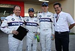 Willy Rampf, Nick Heidfeld, Robert Kubica und Dr. Mario Theissen in Bahrein
