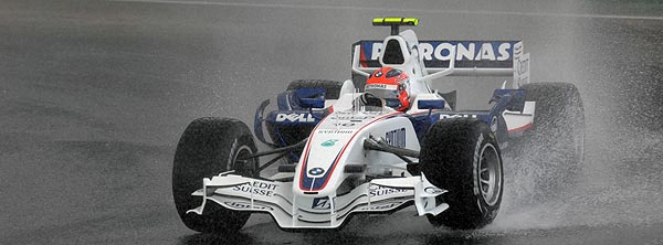 Chaotische Wetterverhltnisse beim F1-Rennen am Nrburgring, hier Robert Kubica