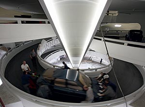 Einbringung des BMW Z22 in das BMW Museum Mnchen