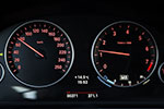 BMW 5er Limousine, Langversion (Modell F18), Tachometer