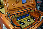 BMW E36 Cabrio, Kofferraum mit Sound- und Multimedia-Anlage