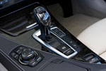 BMW 6er Cabrio (F12), Mittelkonsole mit iDrive Controller und Schalthebel