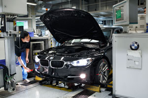 BMW Werk Mnchen, Produktionsstart BMW 3er, EndmontageBMW Werk Mnchen, Produktionsstart BMW 3er, Endmontage