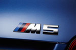 BMW M5, M5 Logo auf der Heckklappe