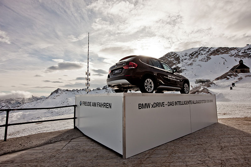 BMW X1 auf der Zugspitze