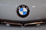 BMW Alpina B7 Turbo Katalysator (E28), BMW Logo auf der Motorhaube und BMW Niere