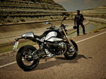 BMW R nineT