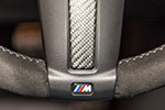BMW 435i mit BMW M Performance Komponenten: Lenkrad II Alcantara mit Carbonblende und Race-Display (1.340 Euro)