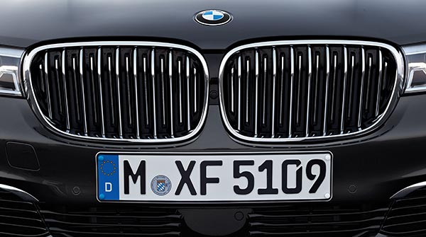 BMW 750Li xDrive (G12)