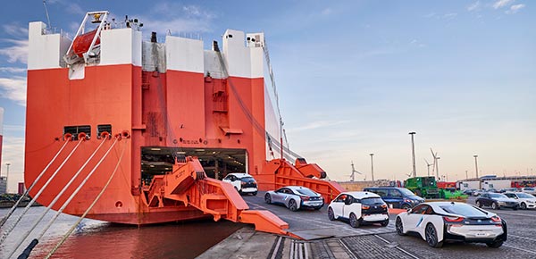 BMW i3 und BMW i8 Verschiffung