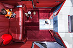 Minilimo / Austin Mini 4-door salon, Blick durch das Webasto Faltdach in den Innenraum