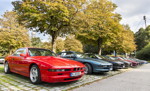BMW Clubs in der Parkharfe im Olympiapark: BMW 8er Reihe (E31)