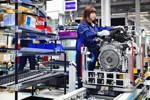 neues BBA Motorenwerk in Shenyang/China  Motorenmontage