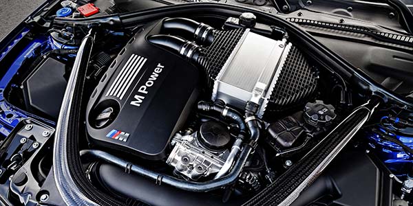 BMW M4 CS, 6-Zylinder Reihenmotor mit 460 PS, 29 PS mehr als im Serien-M4