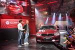 Bruno Spengler, BMW DTM-Fahrer, und Marcus Nilsson, Executive Producer von Ghost Games (v.l.n.r.). Weltpremiere des neuen BMW M5 in Need for Speed.