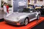 Porsche 959, 6-Zylinder Biturbo Motor, 450 PS, vmax: 317 km/h.