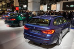 Alpina B5 Bi-Touring Allrad neben dem neuen Alpina D5 S