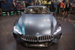 BMW Concept 8series, mit grosser BMW-Niere und flaschen Scheinwerfern in LED/Laser-Technik