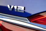 BMW M 760 Li Excellence Individual V12-Badge auf der Heckklappe statt 'M760Li'