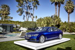 BMW M 760 Li Excellence Individual in der erstmalig lieferbaren Aussenfarbe San Marino blau metallic
