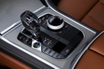 BMW 8er Coup, neue Mittelkonsole mit iDrive Touch Controller und Automatikwhlhebel