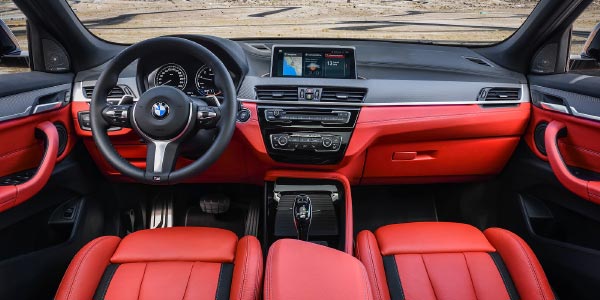 BMW X2 M35i, Interieur vorne