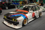 BMW 3er (E30) in der tuningXperience, Essen Motor Show 2022, mit 'Airlift' Luftfahrwerk mit 'Airlift' 3P Steuerung