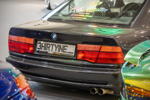 BMW 840Ci in der tuningXperience, Essen Motor Show 2022, rote Rückleuchten, CSI Stoßfänger